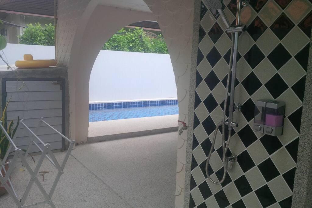 Villa Rose With Private Pool And Jacuzzi 100M To Beach 파타야 외부 사진